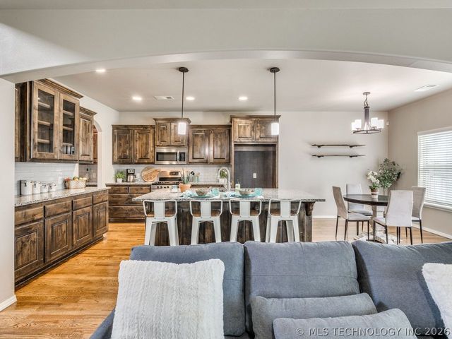 3357 S 207th East Avenue, Broken Arrow, OK 74014