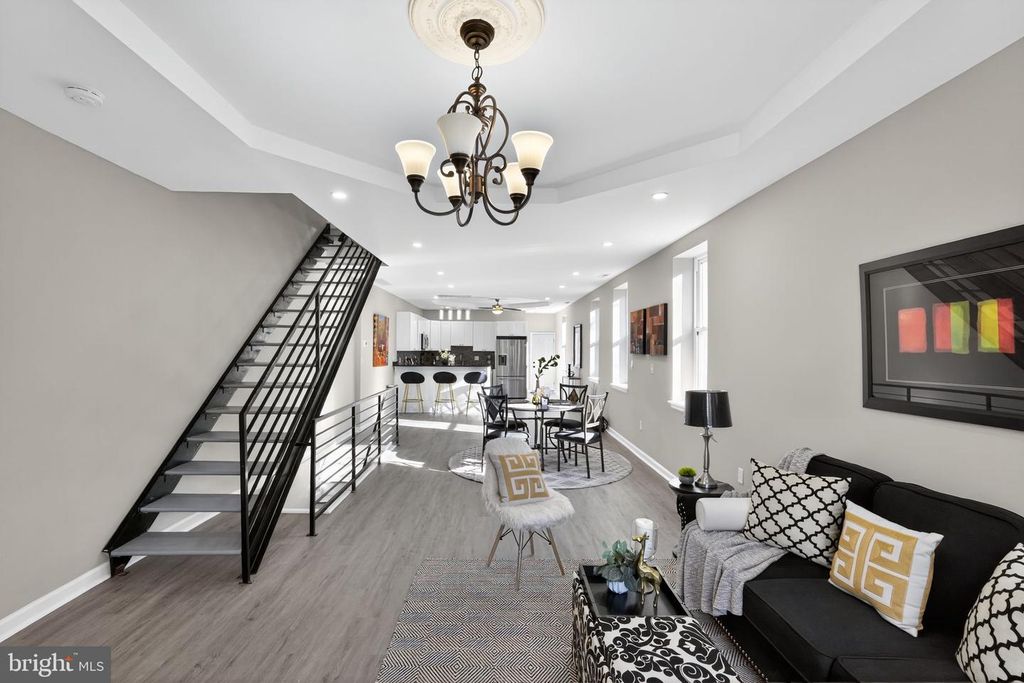 5335 WAKEFIELD ST, Philadelphia, PA 19144