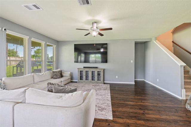363 Century Oaks Lane, La Marque, TX 77568