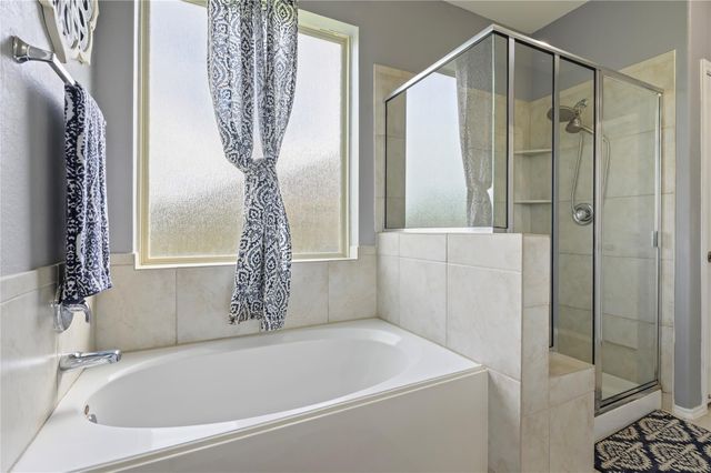 363 Century Oaks Lane, La Marque, TX 77568