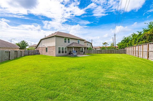 363 Century Oaks Lane, La Marque, TX 77568