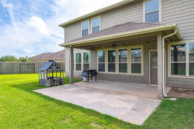 363 Century Oaks Lane, La Marque, TX 77568