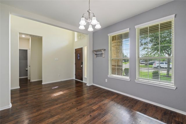 363 Century Oaks Lane, La Marque, TX 77568