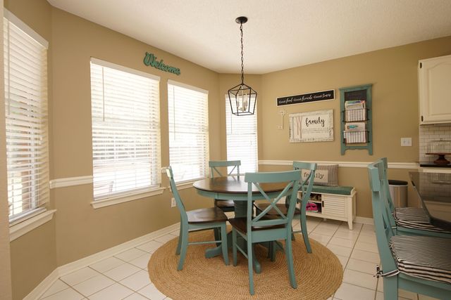 1654 Parkside Circle, Niceville, FL 32578