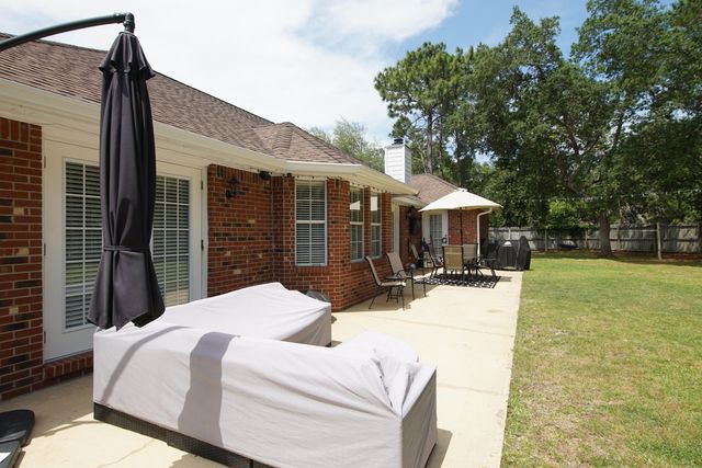 1654 Parkside Circle, Niceville, FL 32578