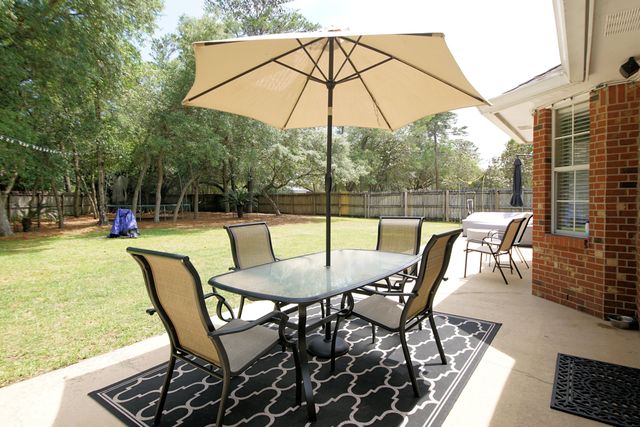 1654 Parkside Circle, Niceville, FL 32578