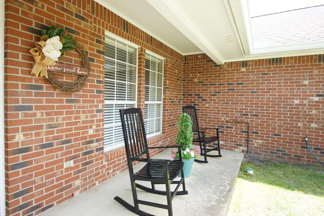 1654 Parkside Circle, Niceville, FL 32578