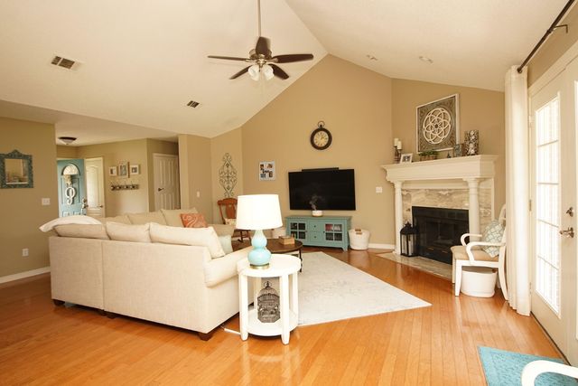 1654 Parkside Circle, Niceville, FL 32578