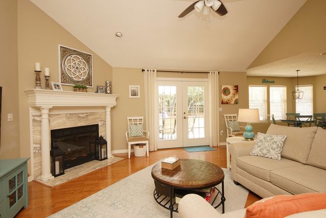 1654 Parkside Circle, Niceville, FL 32578