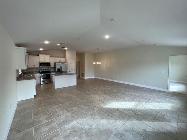 136 KRENSON BAY LOOP, Winter Haven, FL 33881