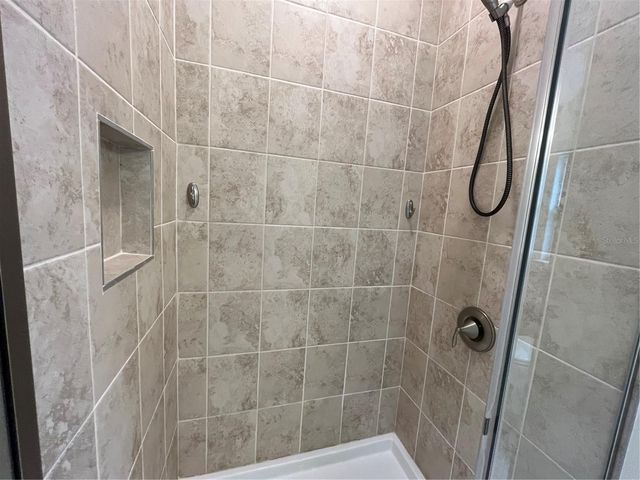 136 KRENSON BAY LOOP, Winter Haven, FL 33881