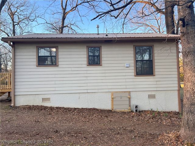 17099 3rd Street, Spiro, OK 74959