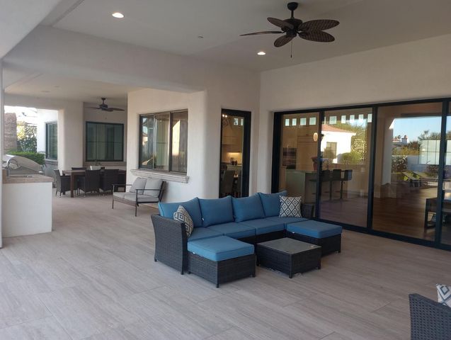 6823 E Valley Vista Lane, Paradise Valley, AZ 85253