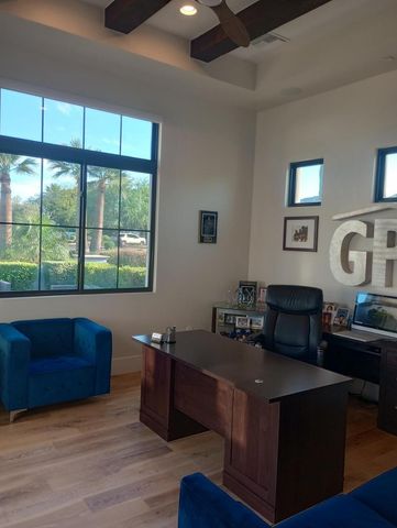 6823 E Valley Vista Lane, Paradise Valley, AZ 85253