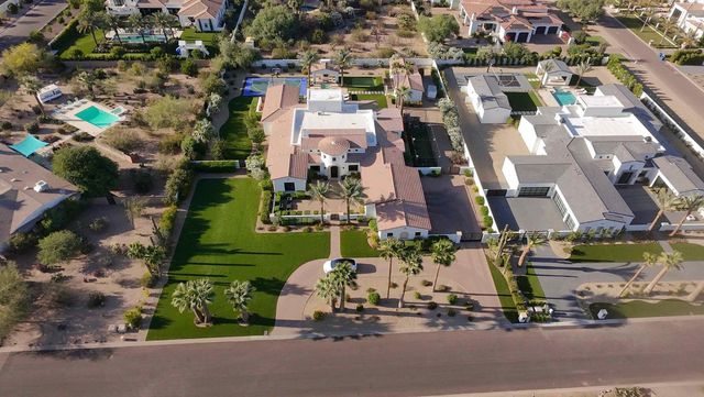 6823 E Valley Vista Lane, Paradise Valley, AZ 85253