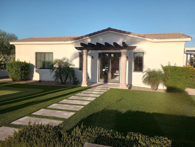 6823 E Valley Vista Lane, Paradise Valley, AZ 85253