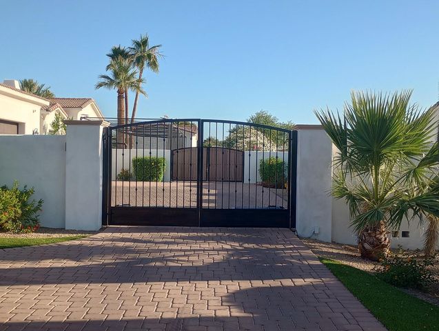 6823 E Valley Vista Lane, Paradise Valley, AZ 85253