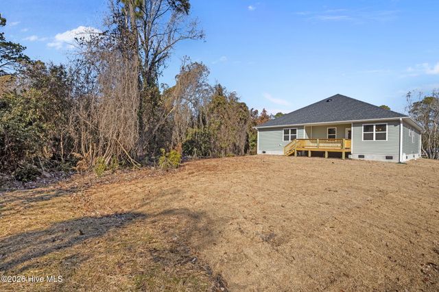 5708 Sloop Court, New Bern, NC 28560