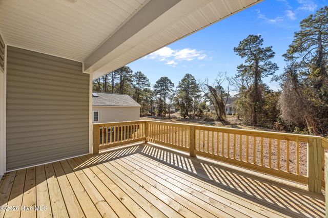 5708 Sloop Court, New Bern, NC 28560