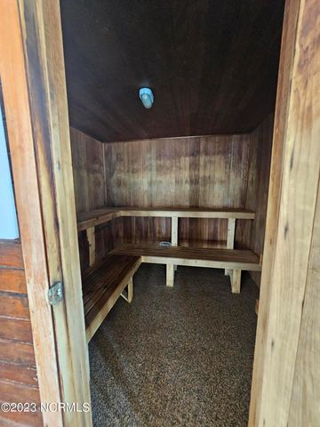 5708 Sloop Court, New Bern, NC 28560