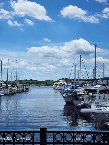 5708 Sloop Court, New Bern, NC 28560