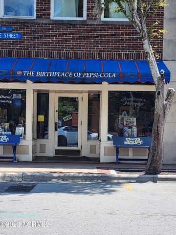 5708 Sloop Court, New Bern, NC 28560