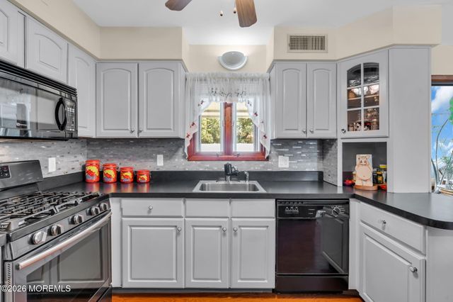 416 Sycamore Drive, Lanoka Harbor, NJ 08734