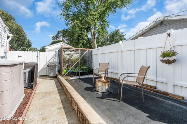 416 Sycamore Drive, Lanoka Harbor, NJ 08734