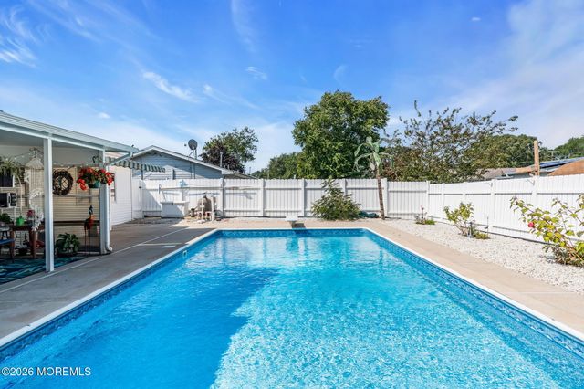 416 Sycamore Drive, Lanoka Harbor, NJ 08734