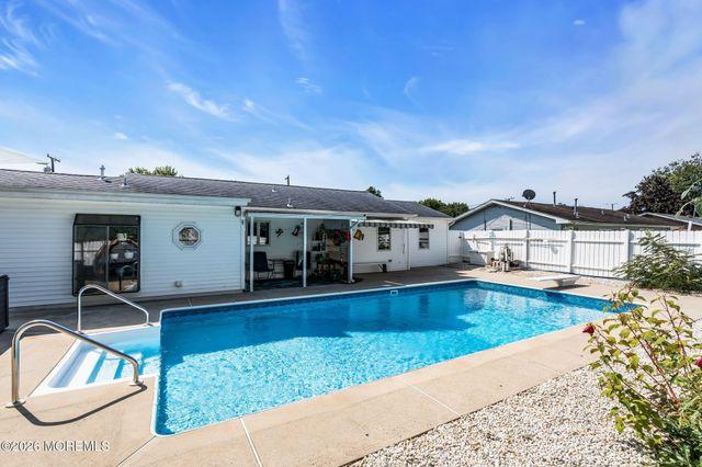 416 Sycamore Drive, Lanoka Harbor, NJ 08734