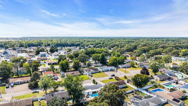 416 Sycamore Drive, Lanoka Harbor, NJ 08734