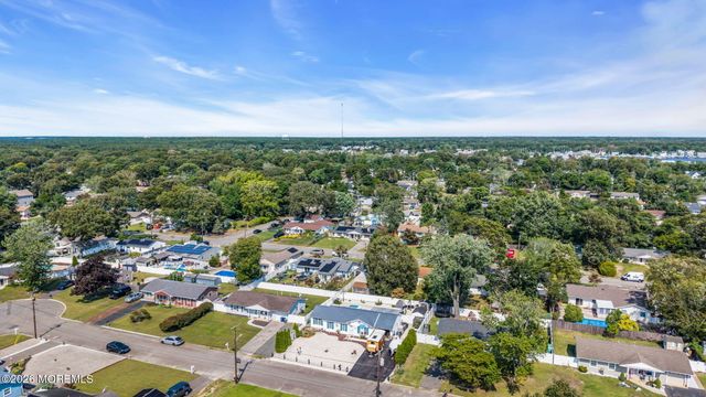 416 Sycamore Drive, Lanoka Harbor, NJ 08734