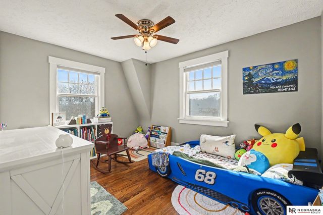 304 S 49th Avenue, Omaha, NE 68132