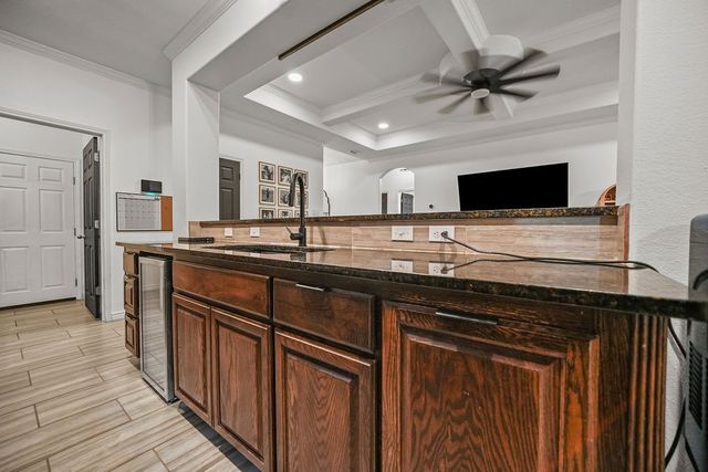 2015 Chesapeake Bay Dr, Portland, TX 78374