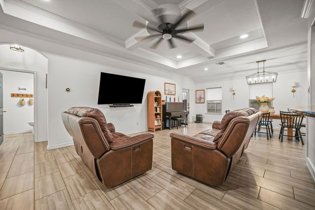 2015 Chesapeake Bay Dr, Portland, TX 78374