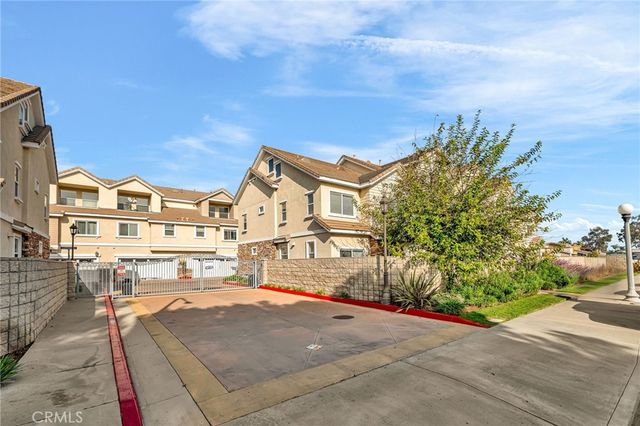 4842 Sapphire, Cypress, CA 90630