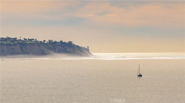 565 Esplanade 202, Redondo Beach, CA 90277