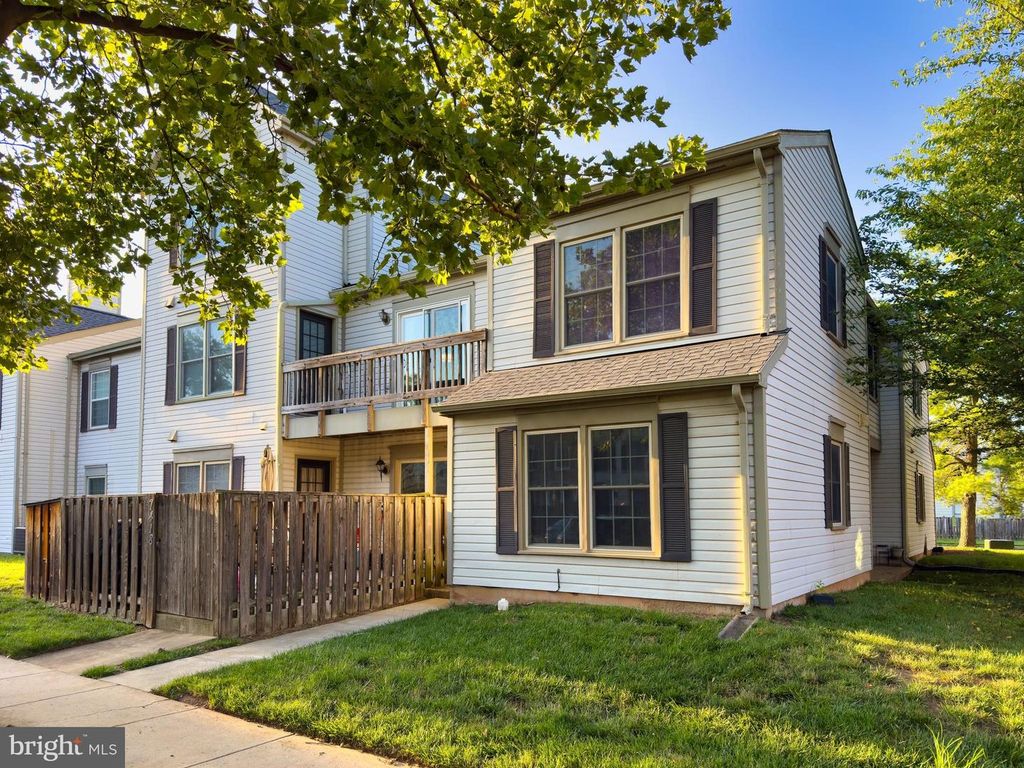 7416 ROKEBY DR, Manassas, VA 20109