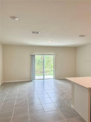 2925 CANARY AVENUE, Davenport, FL 33837