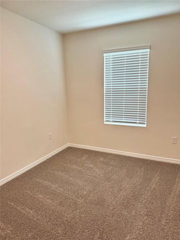 2925 CANARY AVENUE, Davenport, FL 33837