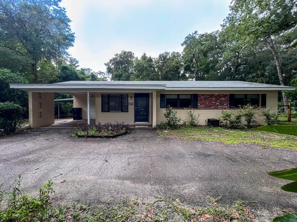 3920 SW 21ST STREET, Gainesville, FL 32608