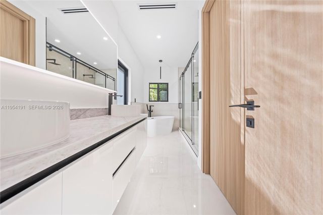 12335 Griffing Blvd, North Miami, FL 33161