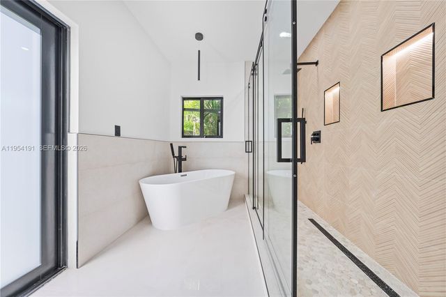 12335 Griffing Blvd, North Miami, FL 33161