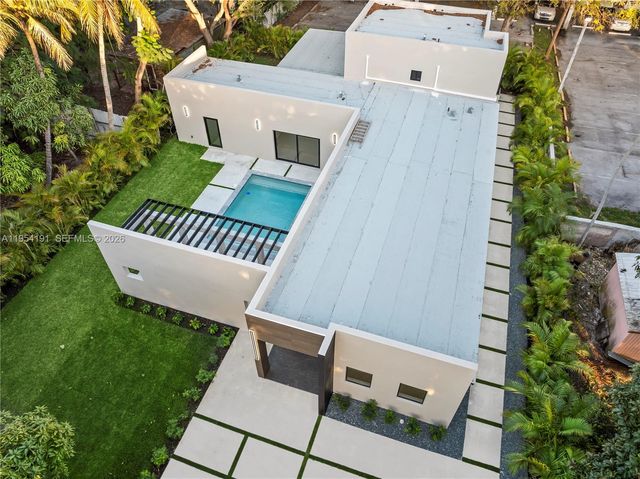 12335 Griffing Blvd, North Miami, FL 33161