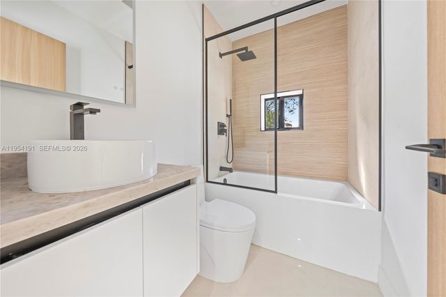 12335 Griffing Blvd, North Miami, FL 33161