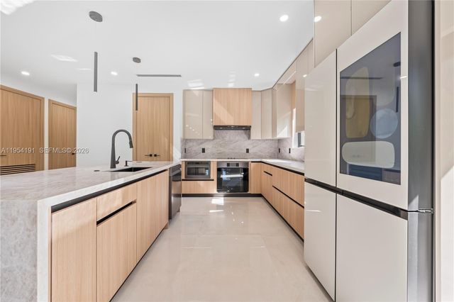 12335 Griffing Blvd, North Miami, FL 33161