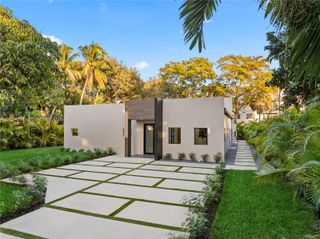 12335 Griffing Blvd, North Miami, FL 33161