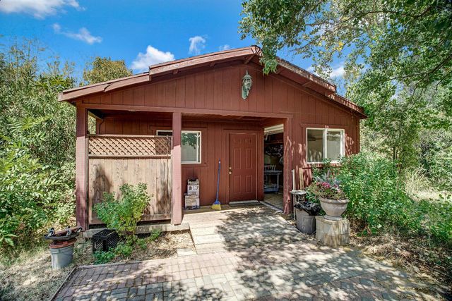 6444 Sylvan Rd, Citrus Heights, CA 95610