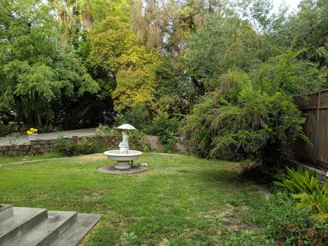 6444 Sylvan Rd, Citrus Heights, CA 95610