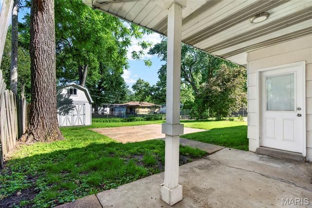 1730 Crosby Lane, Florissant, MO 63031